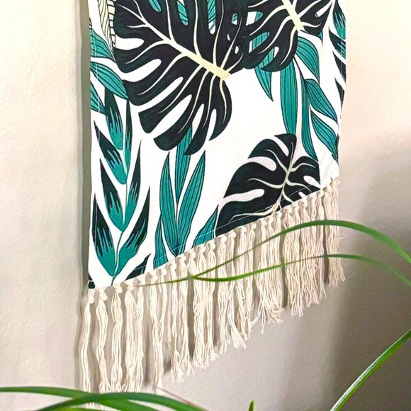 46" Tropical Green Monstera Leaves Jungle Tasseled Tapestry Wall Hanging New - Picture 5 of 5